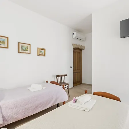 Bed and Breakfast Le Muse Scano Montiferro