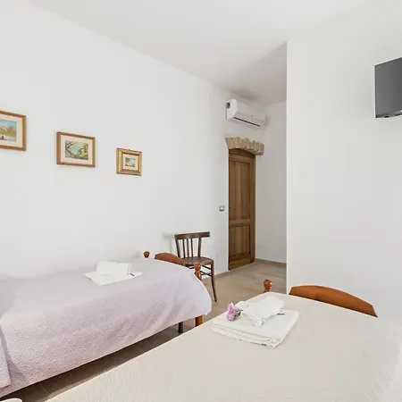 Le Muse Bed & Breakfast 3*