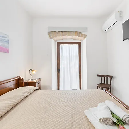 Le Muse Bed & Breakfast Scano Montiferro