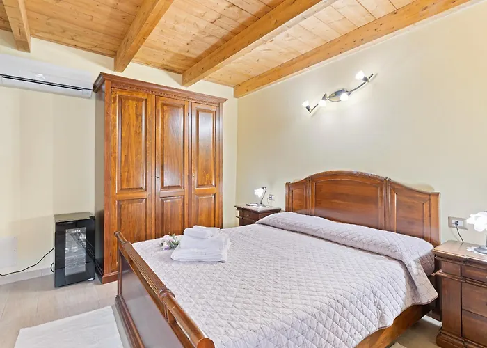 Oda ve Kahvaltı Le Muse Scano Montiferro