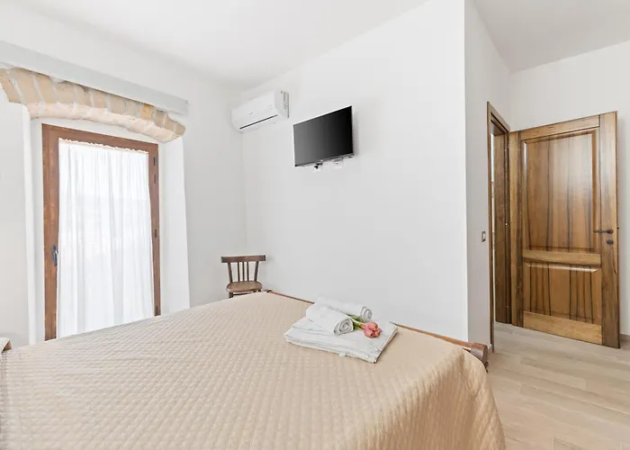 Oda ve Kahvaltı Le Muse Scano Montiferro